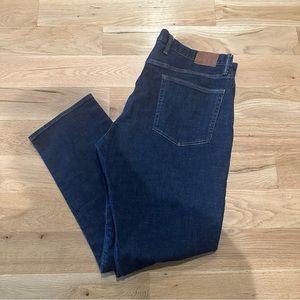 GAP dark wash jeans 40x34 Athletic fit. Worn once, essentially new